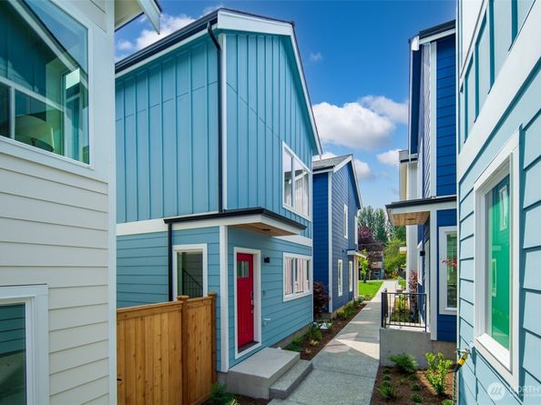 9218 4th Avenue NW, Seattle WA 98117