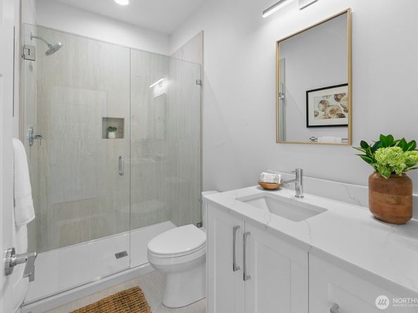 9218 4th Avenue NW, Seattle WA 98117