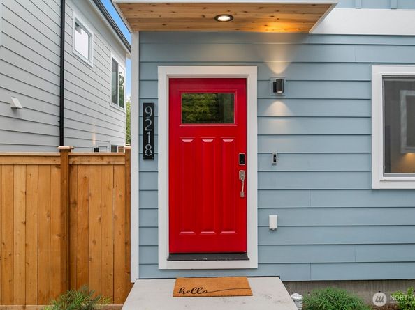 9218 4th Avenue NW, Seattle WA 98117