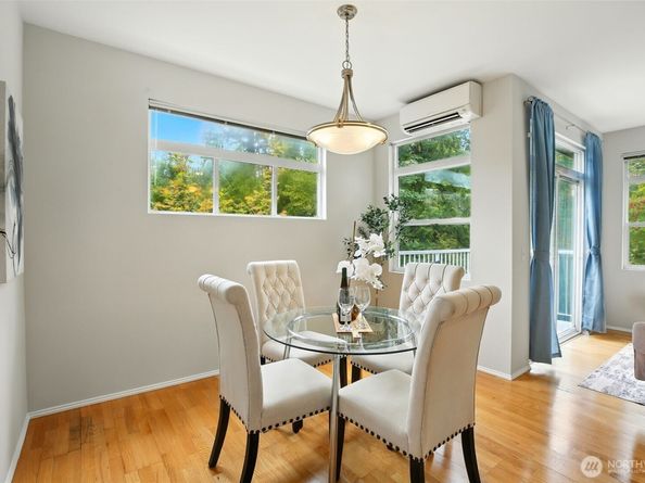 723 241st Lane SE, Sammamish WA 98074