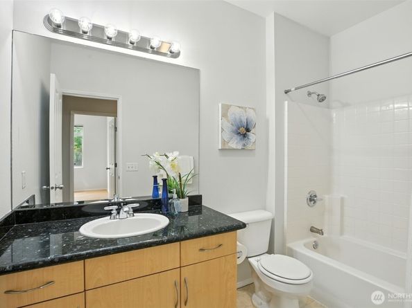 723 241st Lane SE, Sammamish WA 98074