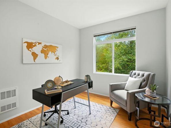 723 241st Lane SE, Sammamish WA 98074