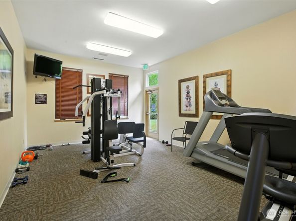 723 241st Lane SE, Sammamish WA 98074