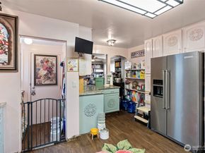 232 S Yantic Avenue, Bremerton WA 98312