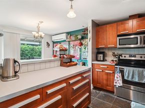 13552 37th Avenue S 7, Tukwila WA 98168