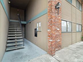 13552 37th Avenue S 7, Tukwila WA 98168
