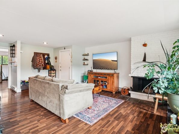 13552 37th Avenue S 7, Tukwila WA 98168