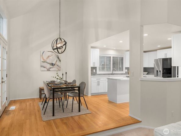 19703 NE 167th Court, Woodinville WA 98077