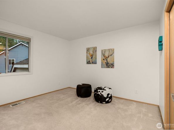 19703 NE 167th Court, Woodinville WA 98077