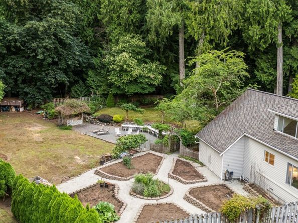 19703 NE 167th Court, Woodinville WA 98077