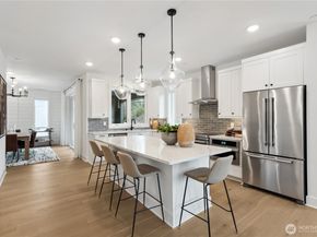 12207 137th Place NE 2606, Redmond WA 98052