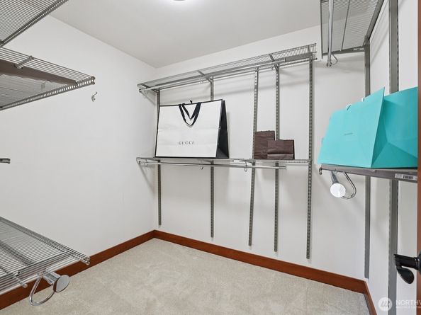 3018 Ilwaco Avenue NE, Renton WA 98059