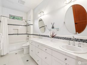 3018 Ilwaco Avenue NE, Renton WA 98059