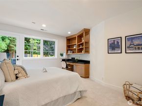 11828 NE 41st Lane, Kirkland WA 98033