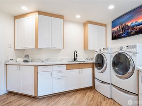 11828 NE 41st Lane, Kirkland WA 98033