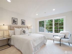11828 NE 41st Lane, Kirkland WA 98033
