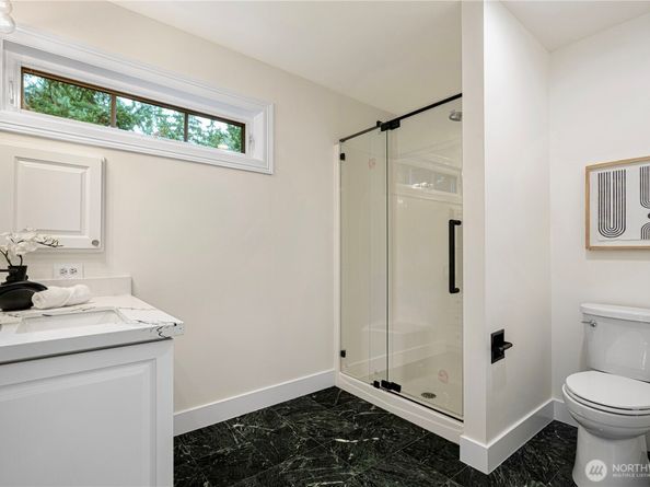 11828 NE 41st Lane, Kirkland WA 98033