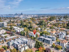 5008 Fauntleroy Way SW B, Seattle WA 98136