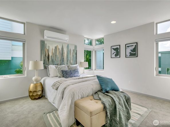 5008 Fauntleroy Way SW B, Seattle WA 98136