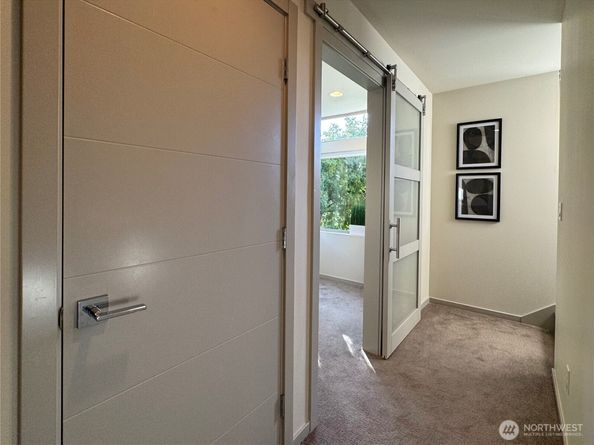 5008 Fauntleroy Way SW B, Seattle WA 98136