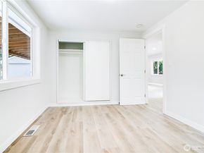 21136 33rd Ave S, SeaTac WA 98198