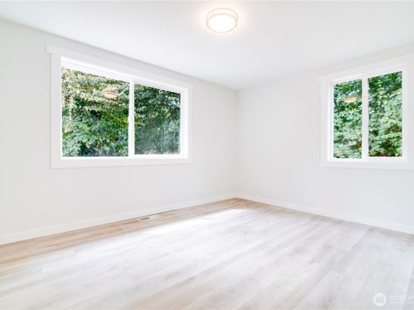 21136 33rd Ave S, SeaTac WA 98198