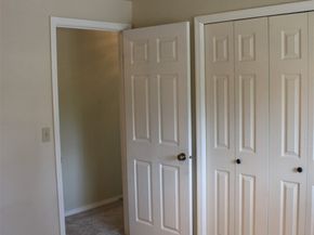 10905 SE 220th Place, Kent WA 98031
