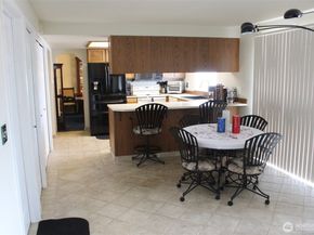 10905 SE 220th Place, Kent WA 98031