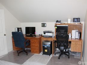 10905 SE 220th Place, Kent WA 98031