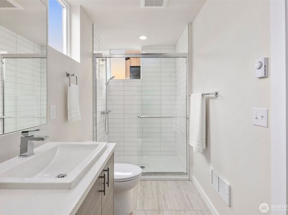 9235 B 16th Avenue SW, Seattle WA 98106