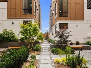 9235 B 16th Avenue SW, Seattle WA 98106