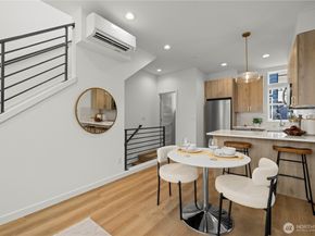 1208 A NW 83rd Street, Seattle WA 98117