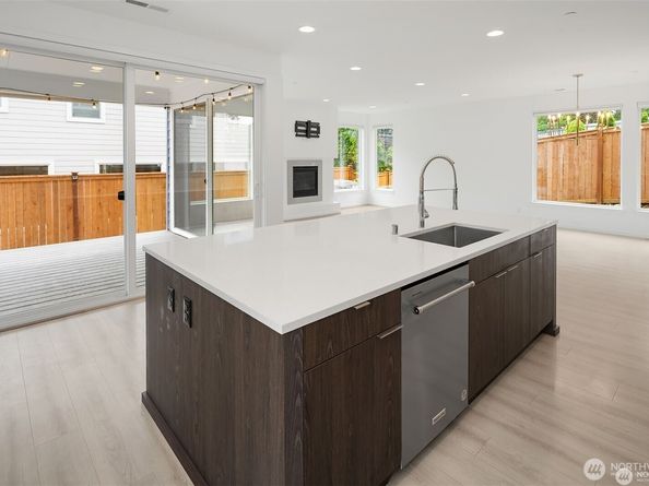 10108 22nd Place SE, Lake Stevens WA 98258