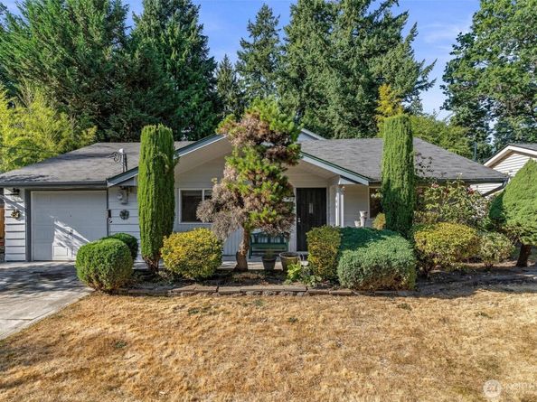 16576 NE 97th Place, Redmond WA 98052
