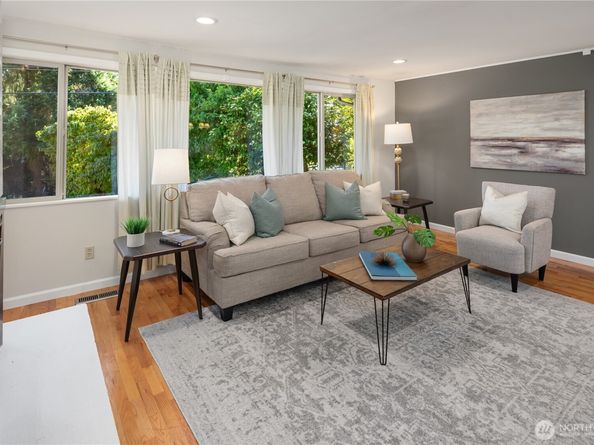 12634 SE 30th Street, Bellevue WA 98005