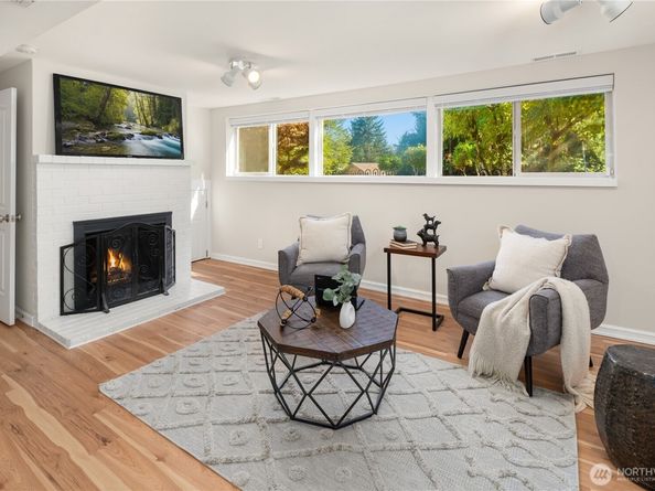 12634 SE 30th Street, Bellevue WA 98005