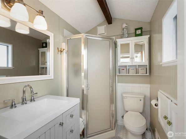 609 Shore Drive, Bremerton WA 98310