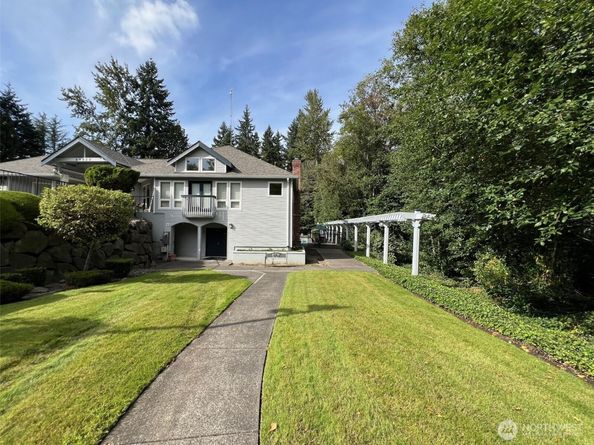 33020 10th Avenue SW J302, Federal Way WA 98023
