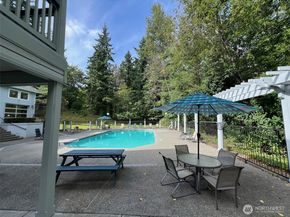 33020 10th Avenue SW J302, Federal Way WA 98023