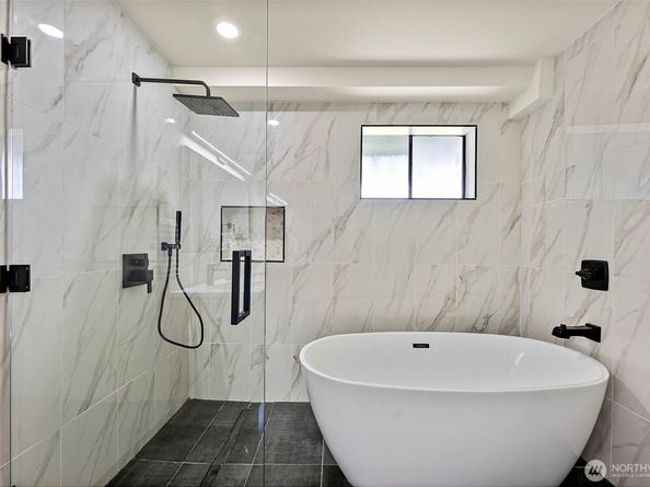 1415 SW 116th Street, Burien WA 98146