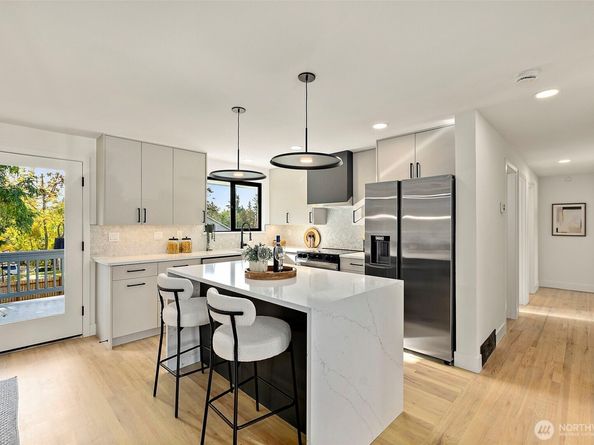 1415 SW 116th Street, Burien WA 98146