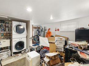 10346 Interlake Avenue N, Seattle WA 98133