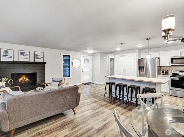 7843 NE 146th Street, Kenmore WA 98028