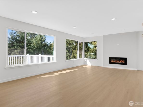 5150 S Creston Street, Seattle WA 98178