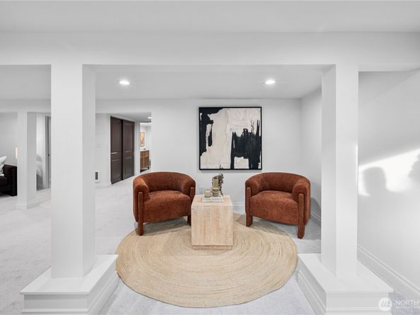 12216 Palatine Avenue N, Seattle WA 98133