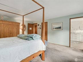 15823 SE 182nd Place, Renton WA 98058