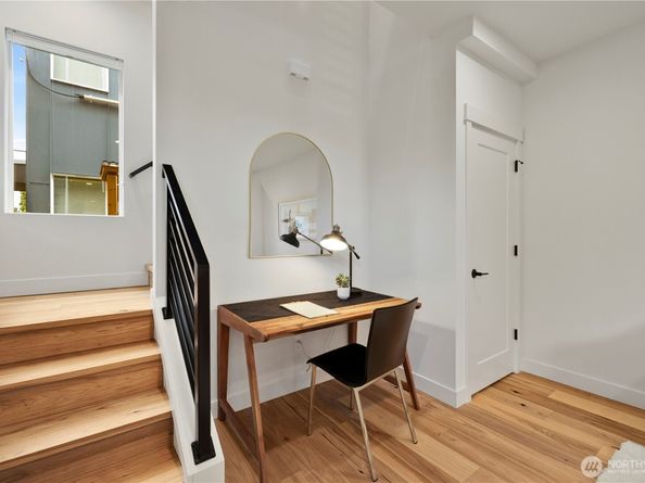 2439 NW 61st Street A, Seattle WA 98107