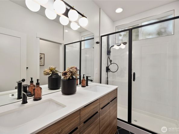 2439 NW 61st Street A, Seattle WA 98107