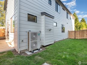 1509 243rd Place SW 1, Bothell WA 98021