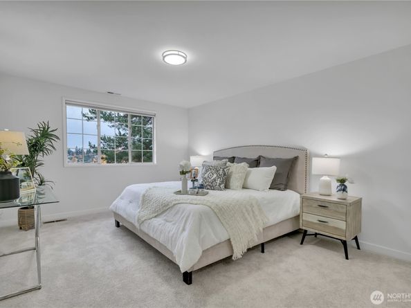 13634 SE 19th Street, Bellevue WA 98005